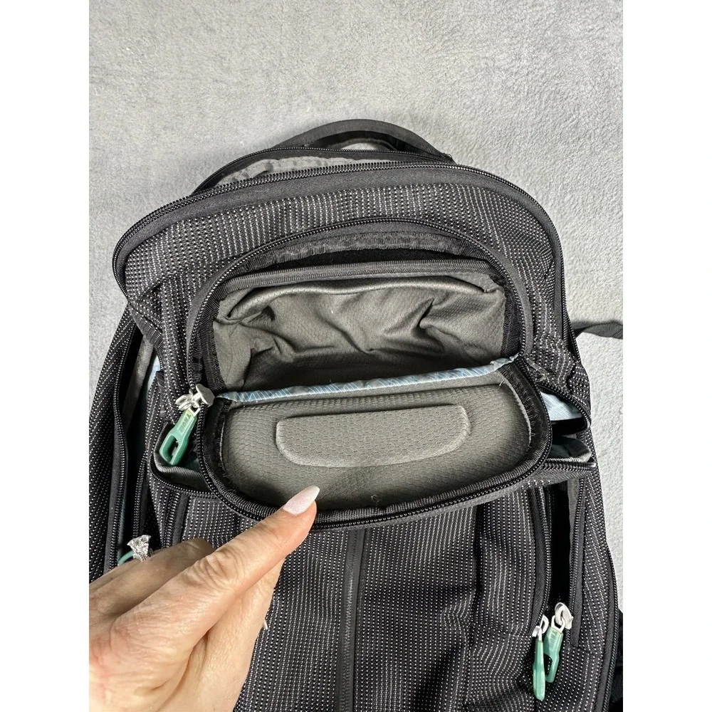 Thule Crossover Black Laptop Backpack Travel Tech Bag Organizer EUC